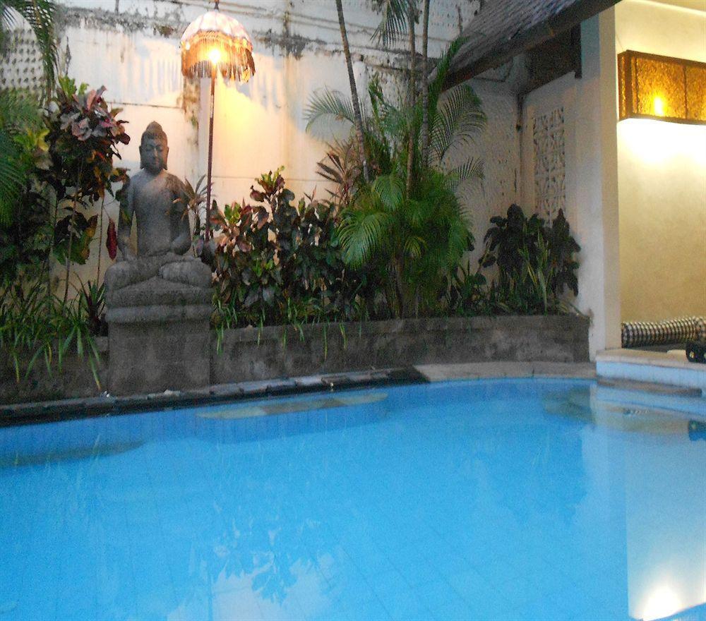 Capital O 93809 Wida Hotel Legian Exteriér fotografie