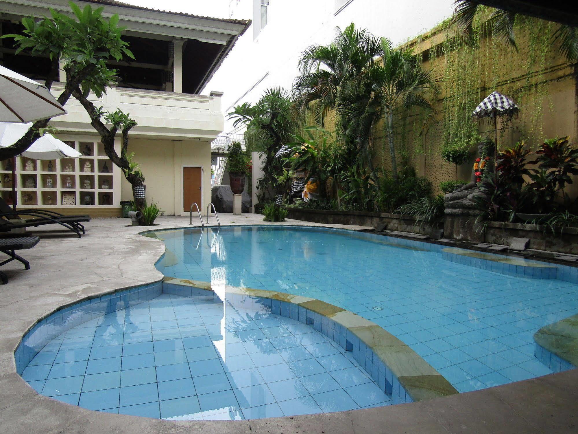Capital O 93809 Wida Hotel Legian Exteriér fotografie