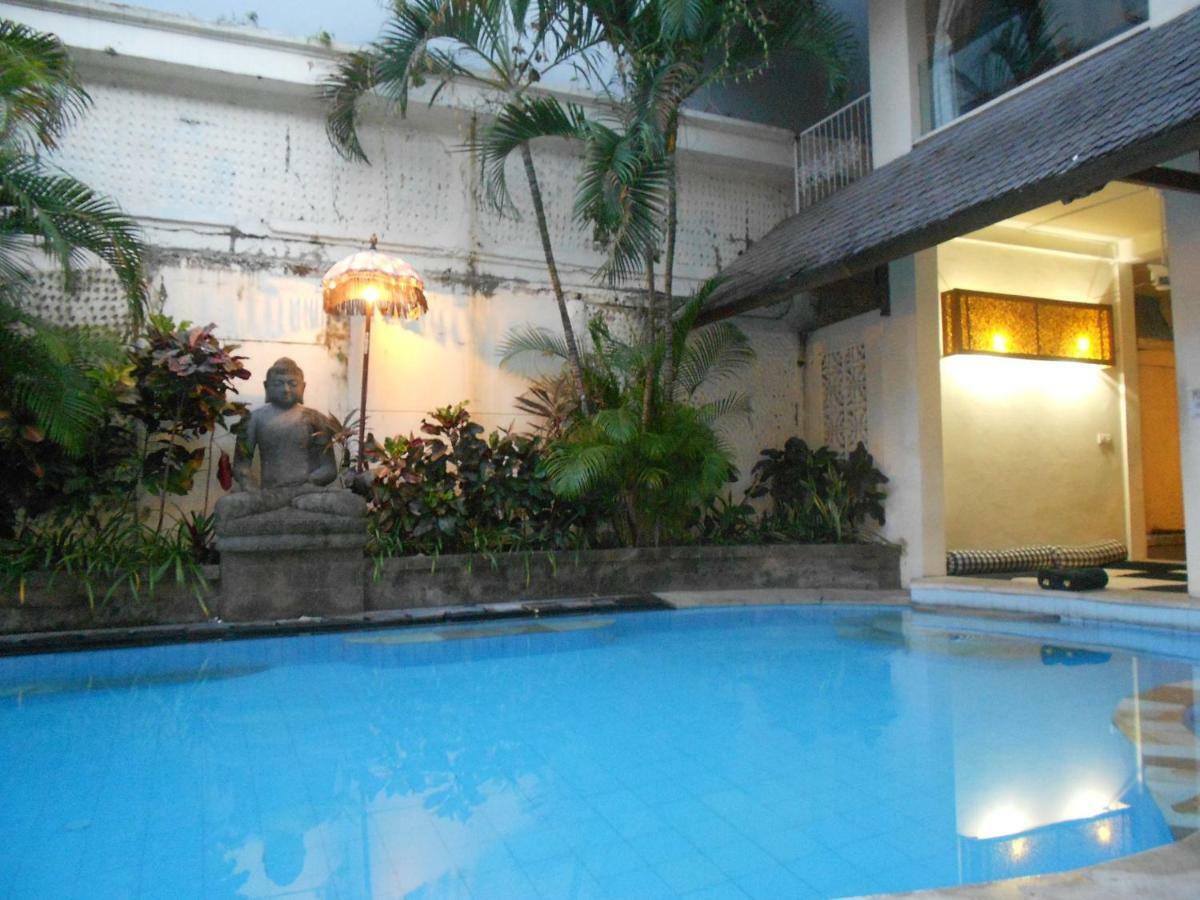 Capital O 93809 Wida Hotel Legian Exteriér fotografie